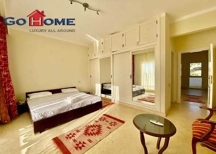 Villa Stylish 4 Bedroom With A Private Heated Pool V15 At White *