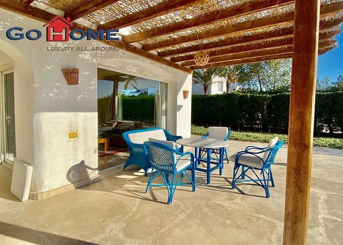 Stylish 4 Bedroom With A Private Heated Pool V15 At White *