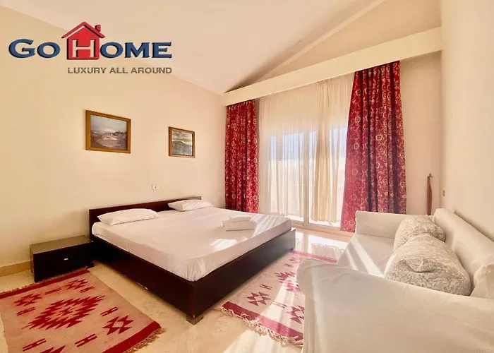Stylish 4 Bedroom With A Private Heated Pool V15 At White Villa