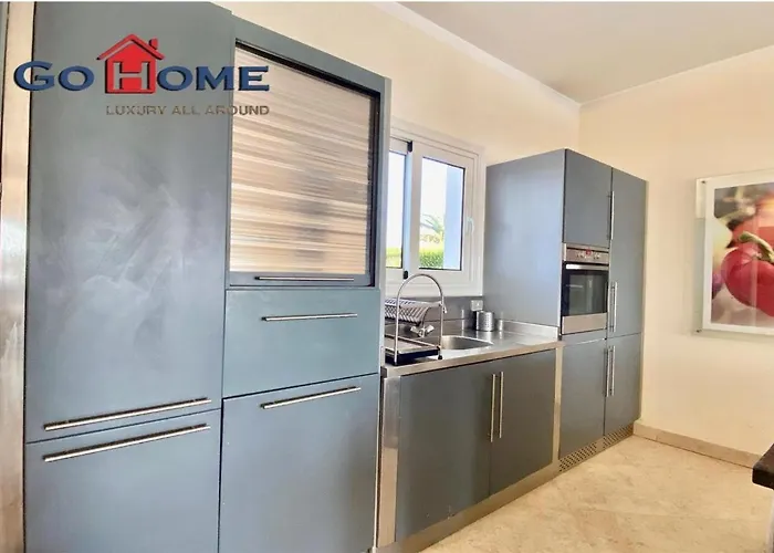 Stylish 4 Bedroom With A Private Heated Pool V15 At White *