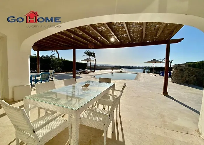 Stylish 4 Bedroom With A Private Heated Pool V15 At White