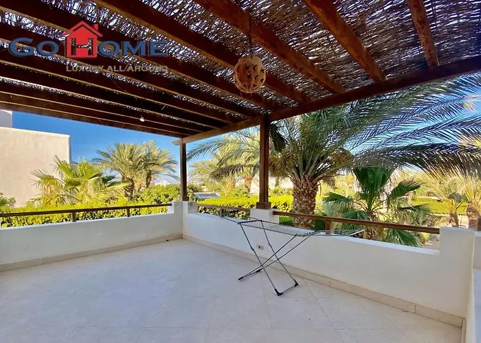 Stylish 4 Bedroom With A Private Heated Pool V15 At White Villa Gurdaka